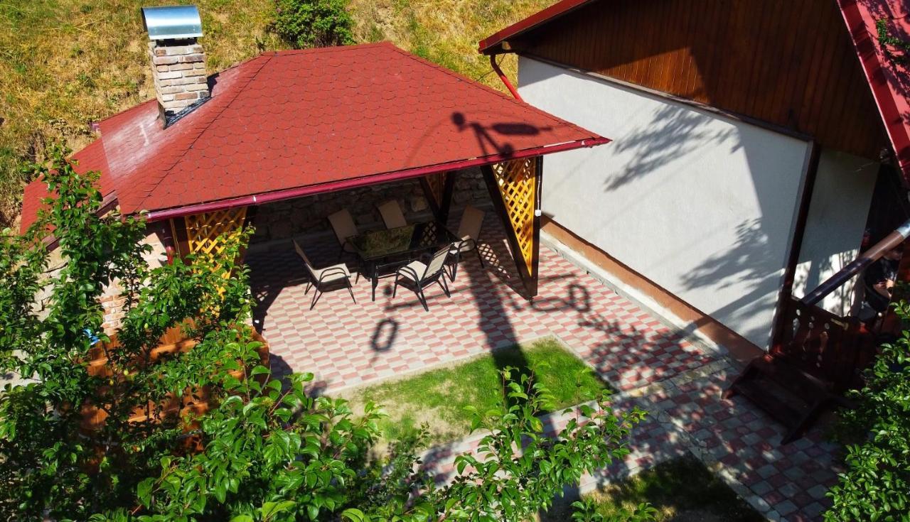 Casa De Vacanta Chesa 보르섹 외부 사진